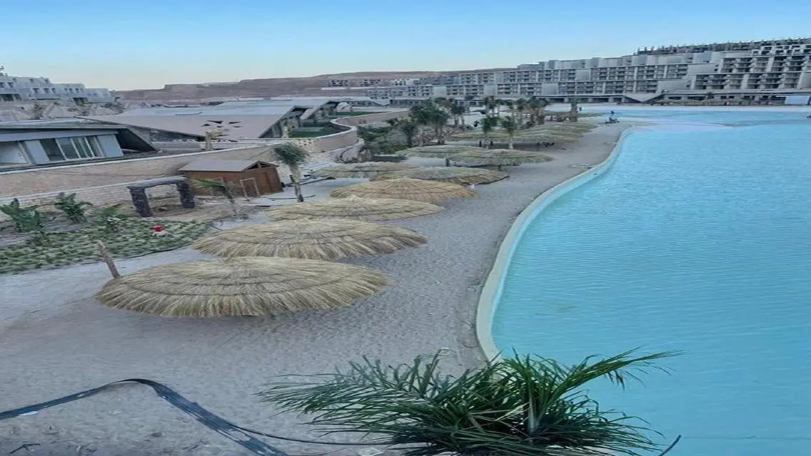 Luxury Apartment with Stunning Lake View - For Sale