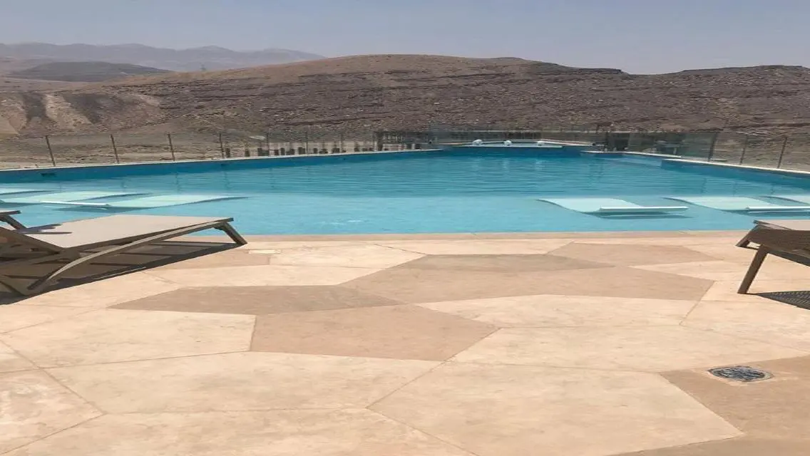 Luxury Apartment with Stunning Lake View - For Sale