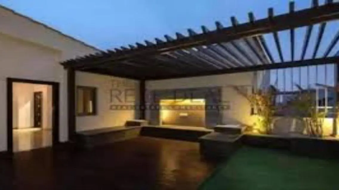 Luxury Villas for Sale in Hyde Park - Telal Point