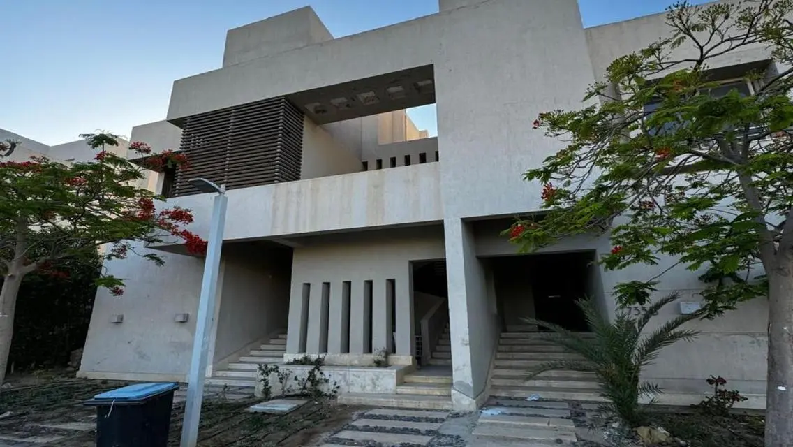 Luxury Apartment for Sale with Spacious Layout
