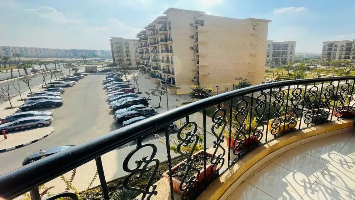 Luxury Apartment for Sale in Al Rehab 131 sqm