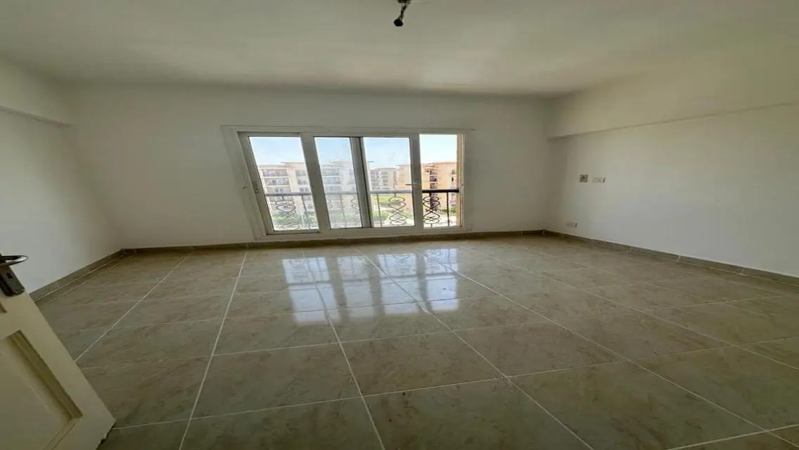 Luxury Apartment for Sale in Al Rehab 131 sqm