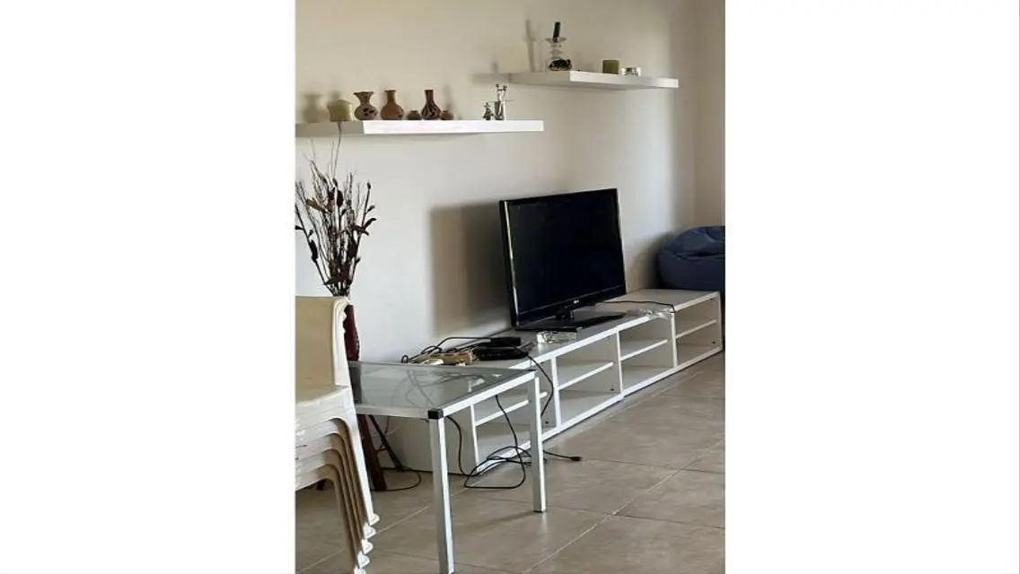 بيت رائع بمساحة واسعة في تل العمار
