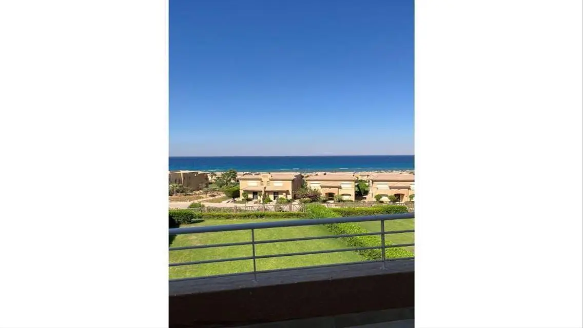 بيت رائع بمساحة واسعة في تل العمار