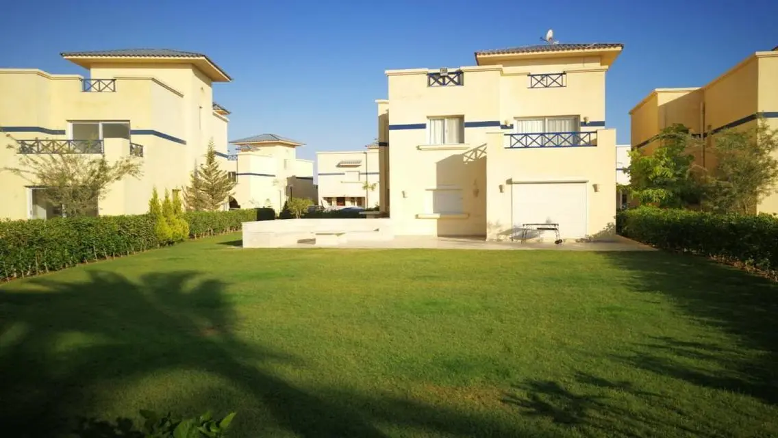 Luxury Apartment with Private Garden and Balcony