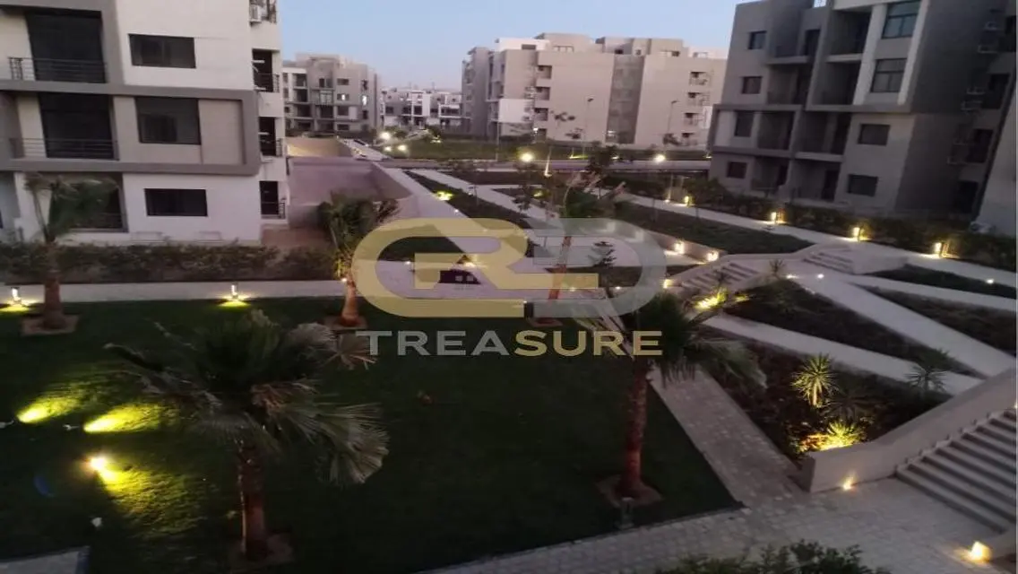 Treasure: Spacious 3-Room Apartment in the Heart of the City