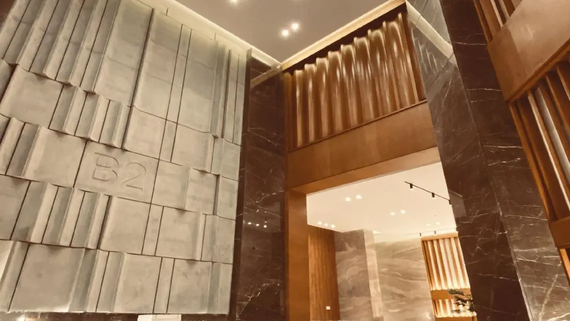 Luxury Apartment with Balcony and Private Garden in the City Center