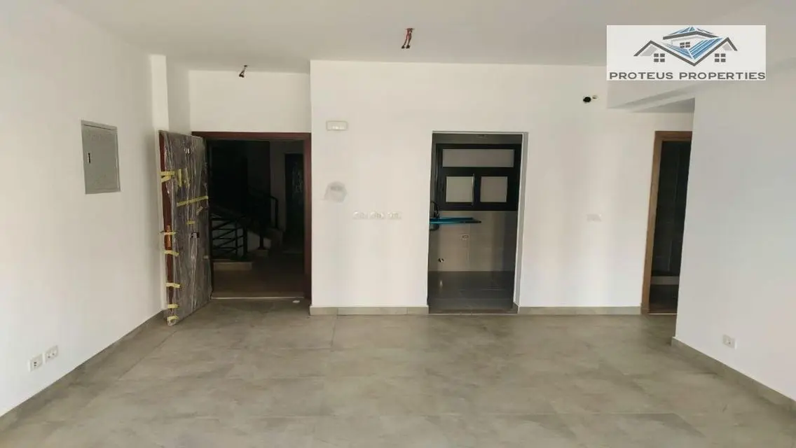 فيلا فاخرة بمساحة شاسعة ومرافق متكاملة