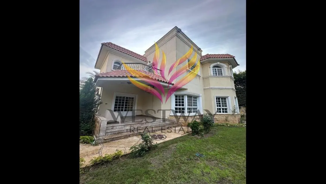 Luxury Villa with Private Garden and Balcony