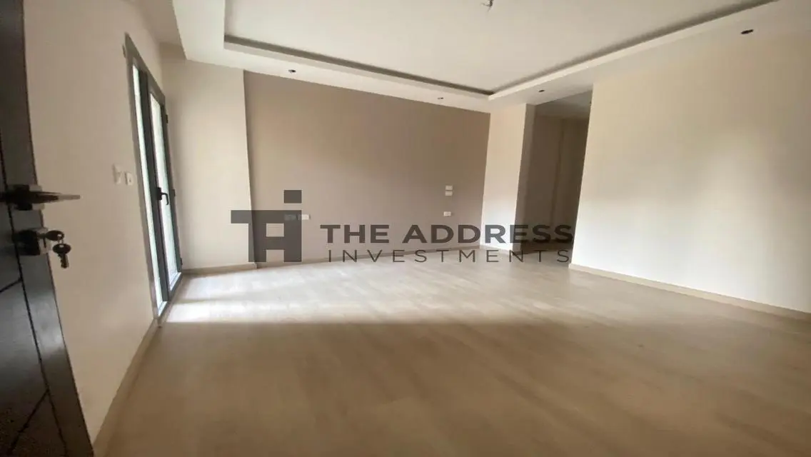 Luxury 3-Bedroom Apartment with Stunning Views