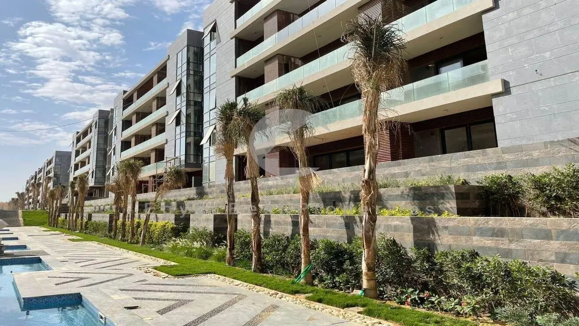 عقار فاخر مكون من غرفتي نوم مع مرافق رائعة