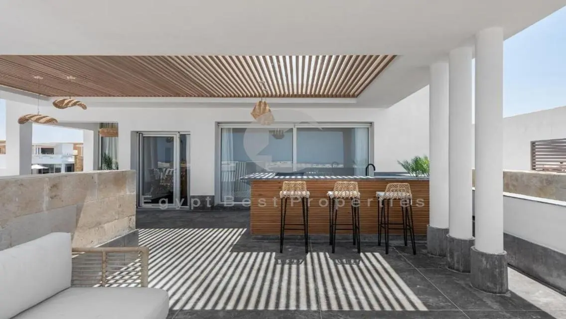 Luxury Villa with Stunning Views and All Amenities