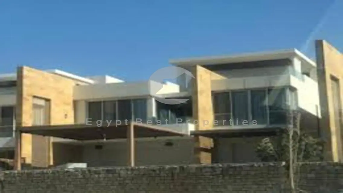 Luxury Villa with Stunning Views and All Amenities