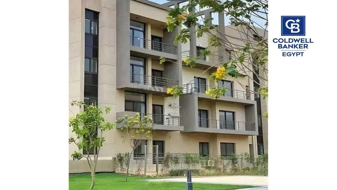Luxury Apartment with Main View and Private Garden
