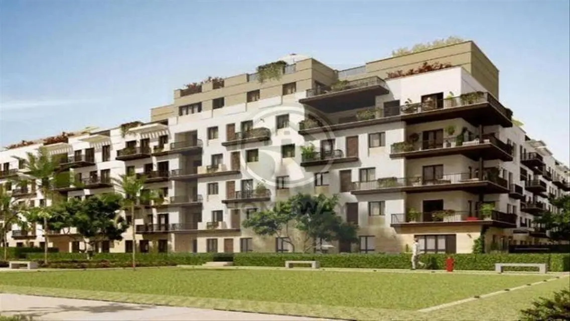 Luxurious Apartment with Private Garden in Prime Location