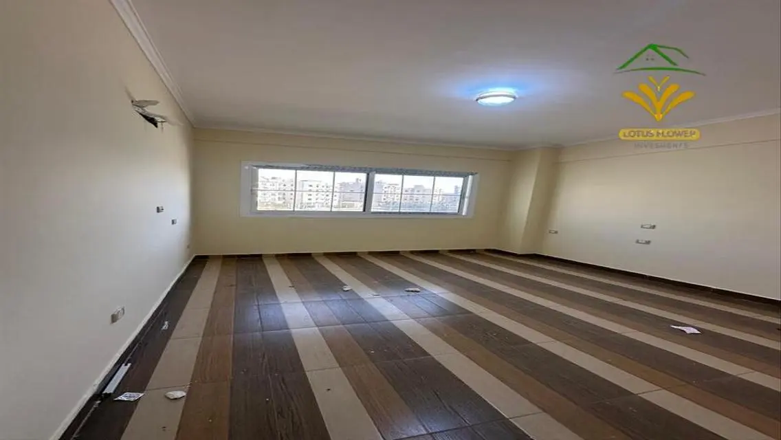 Cozy 3-Bedroom Apartment for Sale in a Vibrant Area