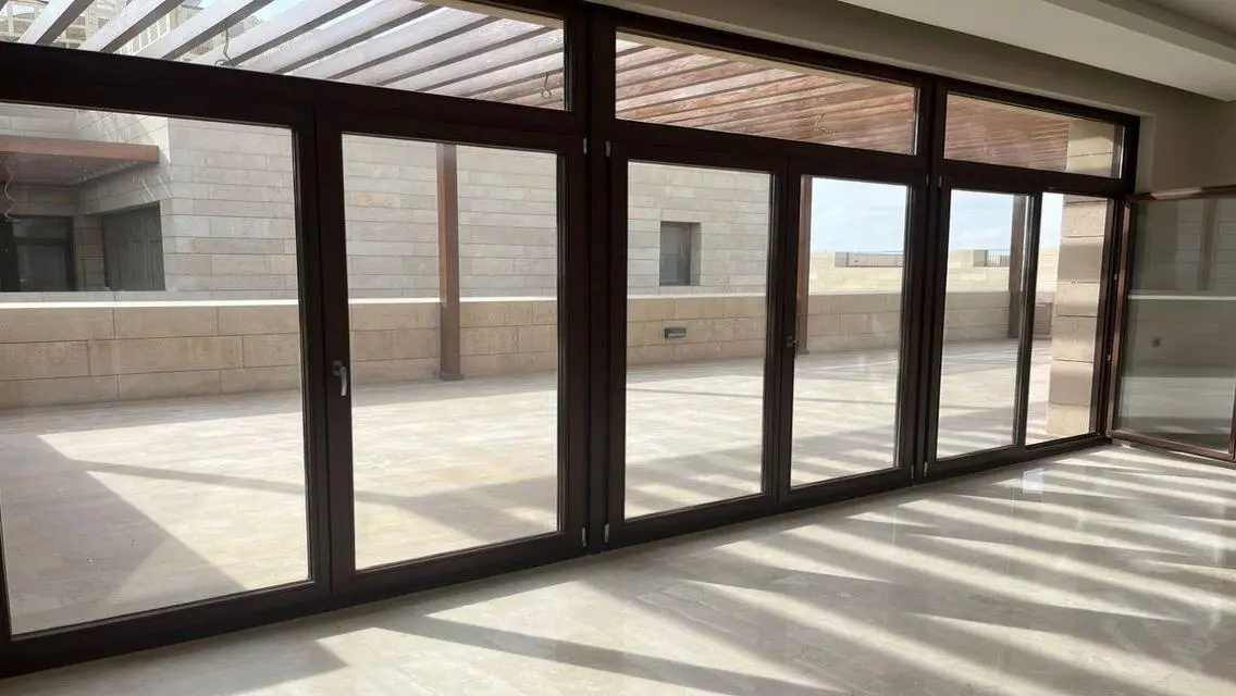 Luxury Apartment in Prime Location with Great Amenities