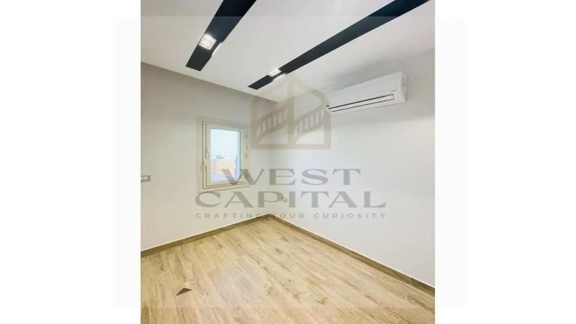 شقة فاخرة للبيع مع amenities متعددة