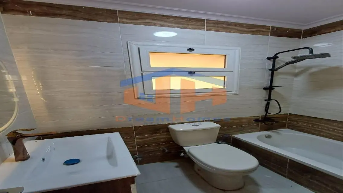 Luxury 2-Bedroom Apartment with Balcony and Shared Pool