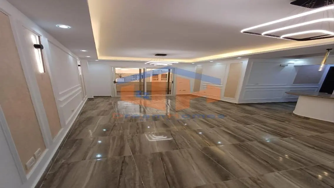 Luxury 2-Bedroom Apartment with Balcony and Shared Pool
