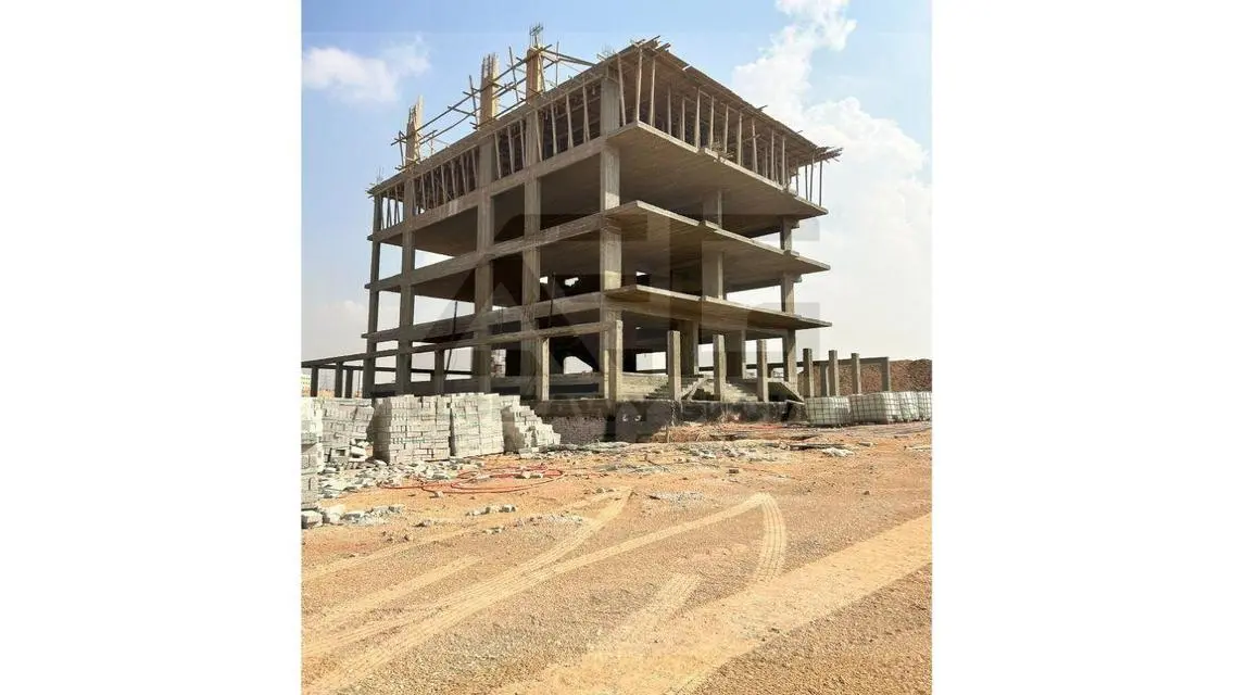Luxury Apartment with Spacious Area in Quiet Neighborhood