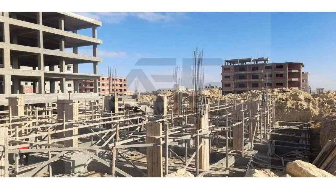 Luxury Apartment with Spacious Area in Quiet Neighborhood