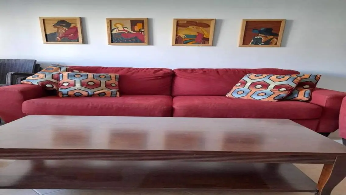 Luxury Apartment with Three Bedrooms and Private Garden