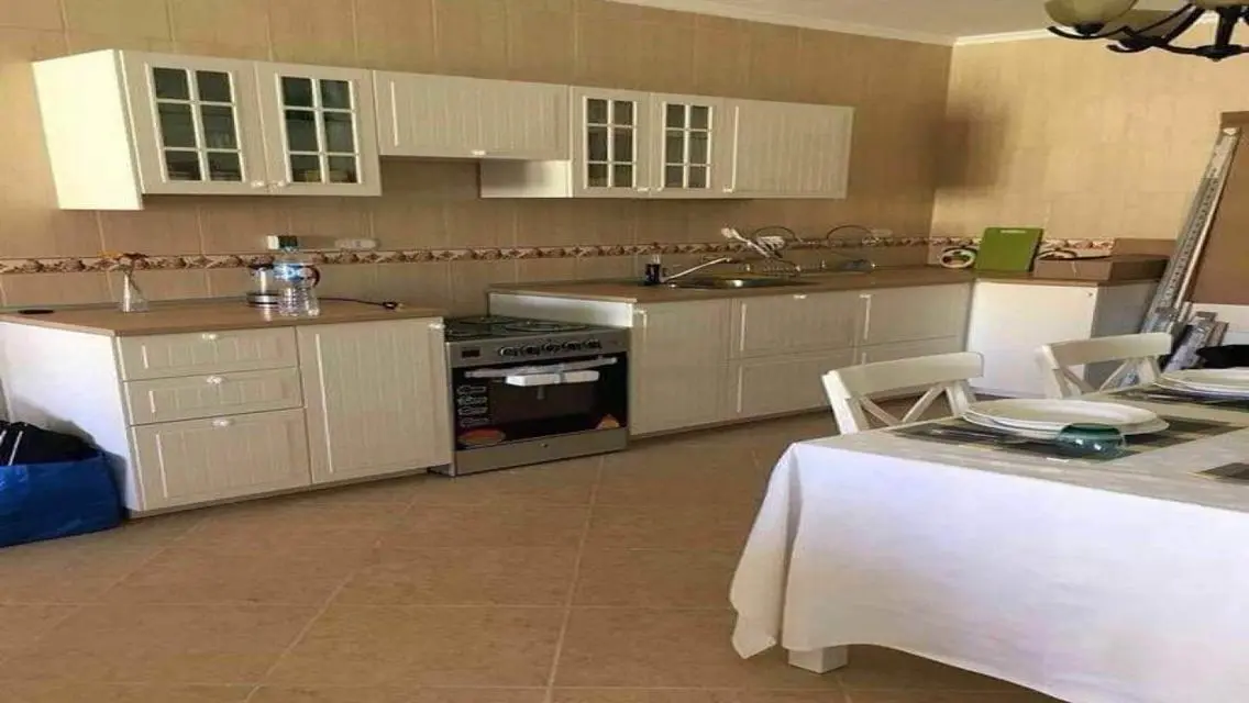 Luxury Apartment with Three Bedrooms and Private Garden