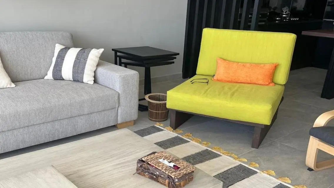 Luxury 4-Bedroom Apartment in the Heart of the City