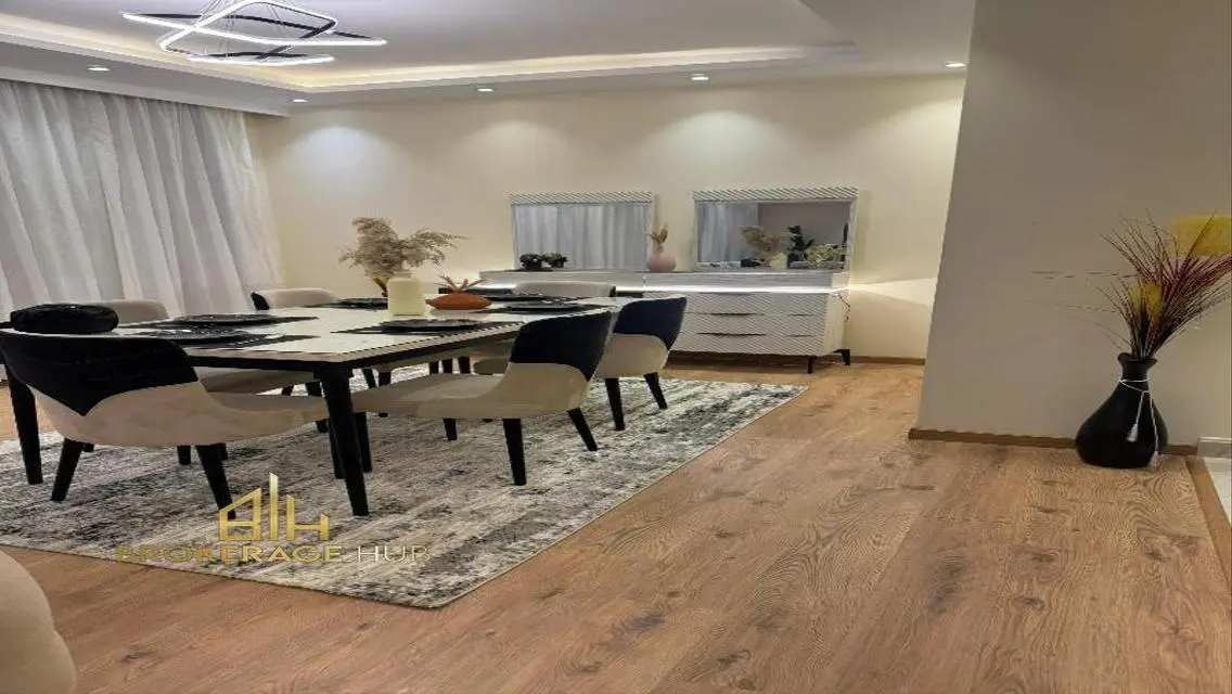 شقة رائعة 3 غرف نوم للبيع بسعر رائع 95000