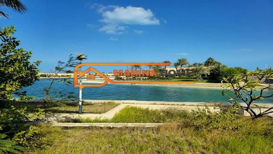 Luxury Villa for Sale in Marina 6 - Beachfront View