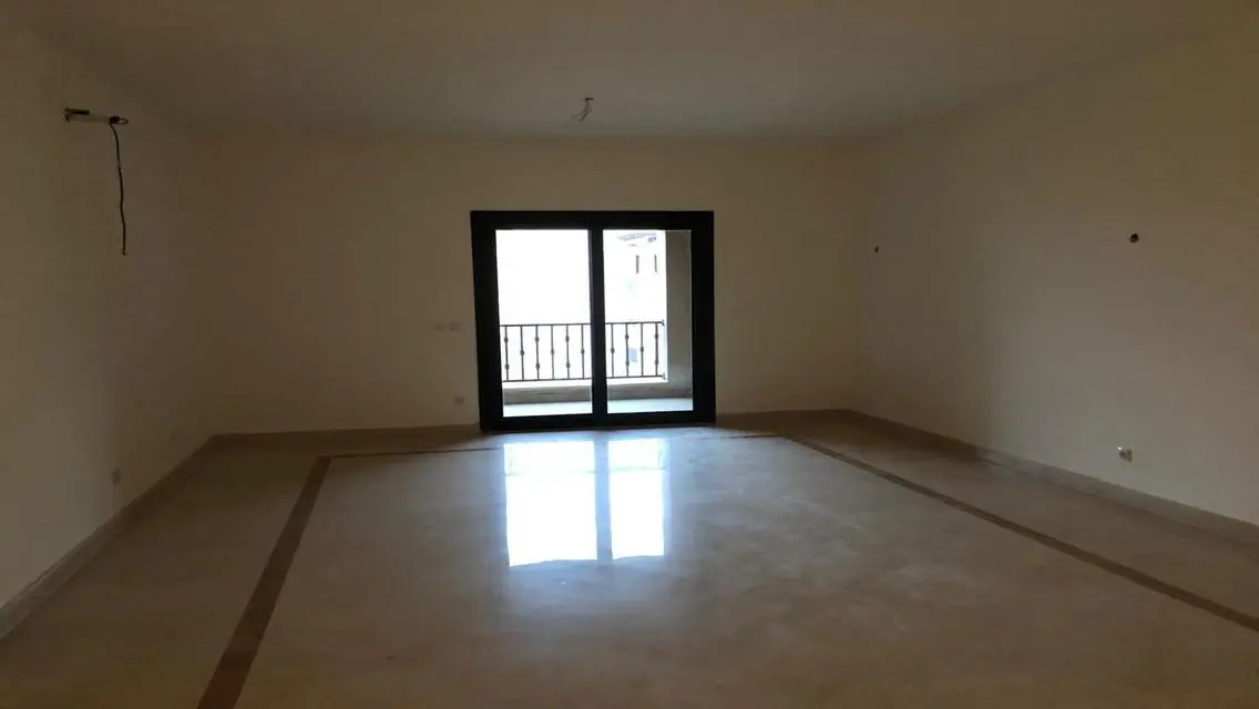 Luxurious Spacious Apartment for Rent
