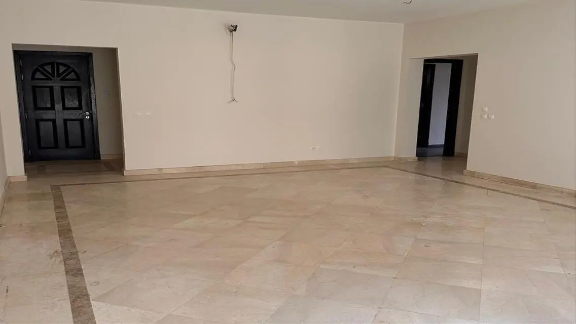 Luxurious Spacious Apartment for Rent