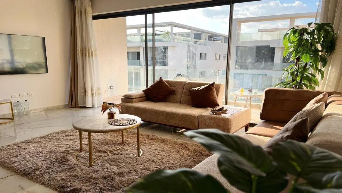 Stunning Lake View Apartment for Sale