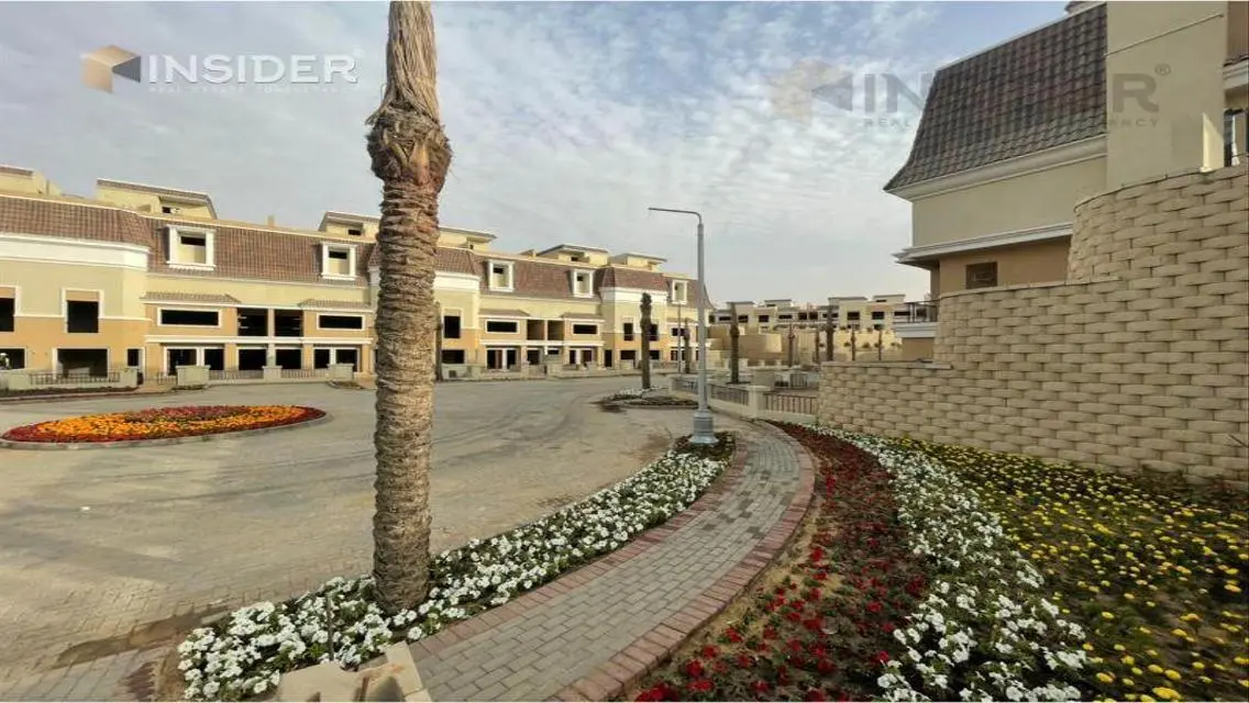 فيلا فاخرة مع مسبح خاص وحديقة