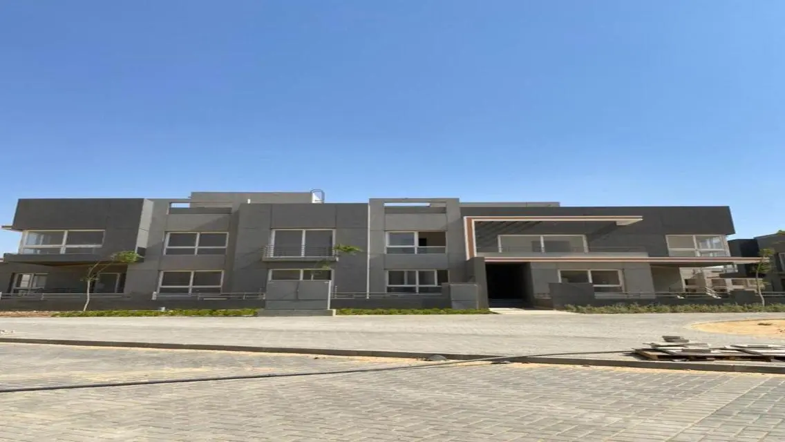Luxurious Apartment with Spacious Layout and Stunning Views