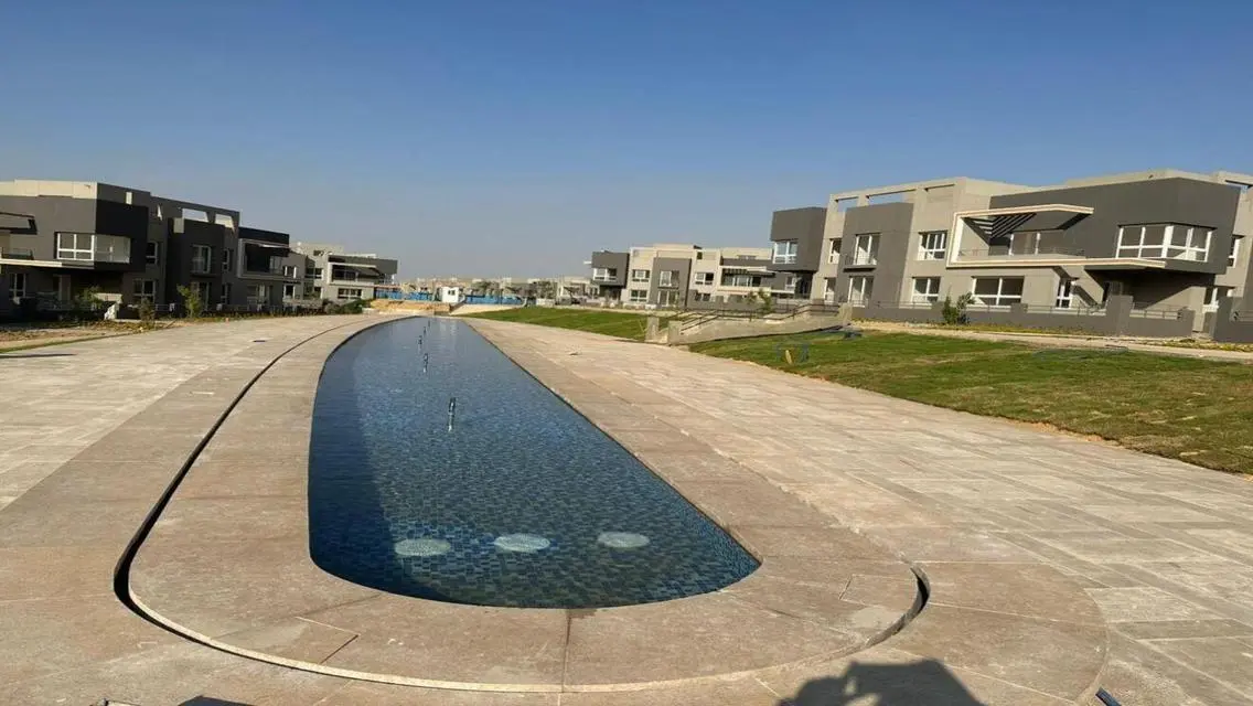 Luxurious Apartment with Spacious Layout and Stunning Views