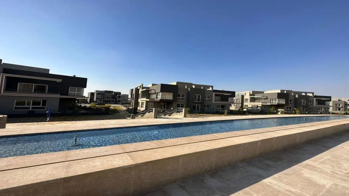 Luxurious Apartment with Spacious Layout and Stunning Views