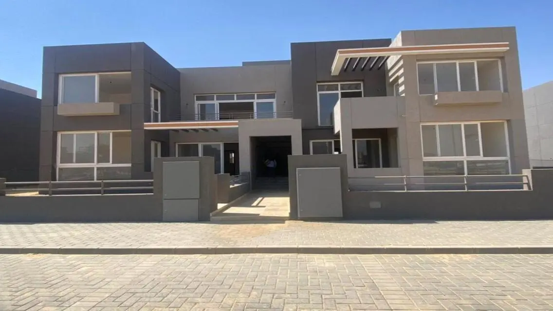 Luxurious Apartment with Spacious Layout and Stunning Views