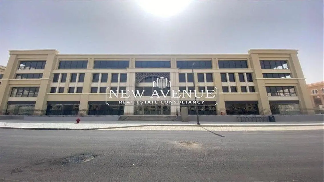 Luxury Apartment with Covered Parking
