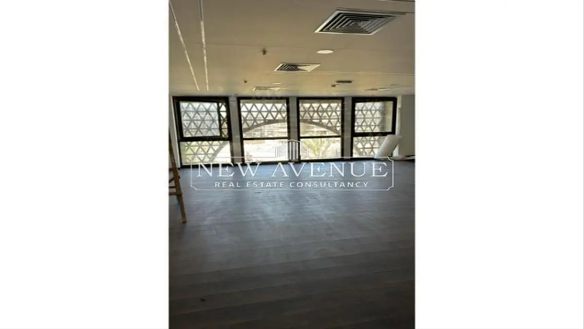 Luxury Apartment with Covered Parking