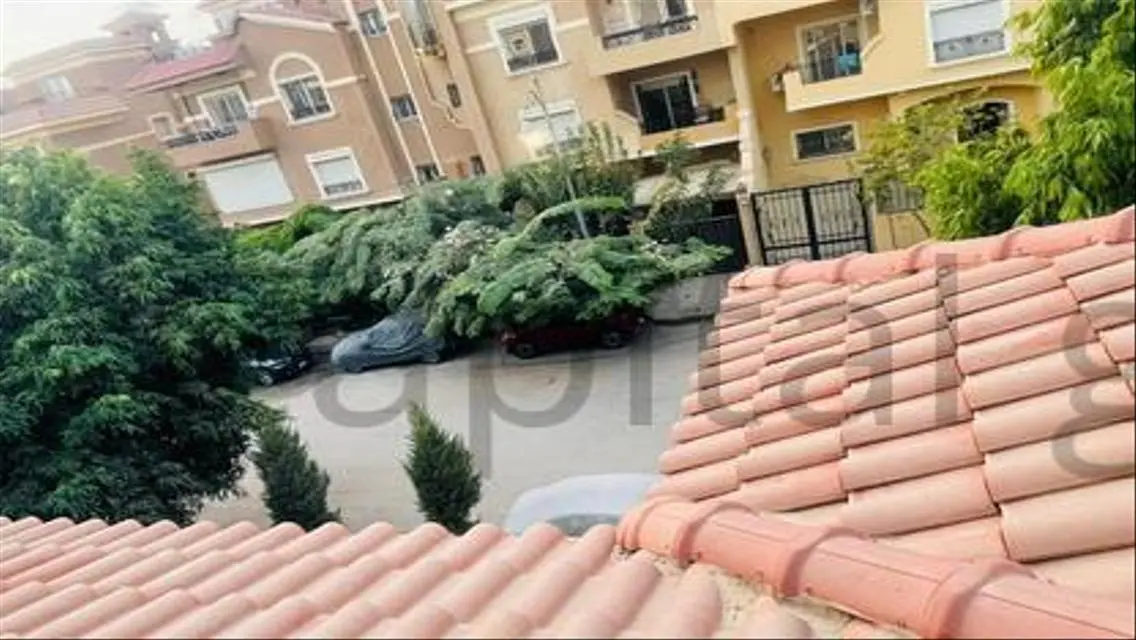شقة فاخرة بمساحة 450 متر بتسهيلات رائعة في قلب المدينة