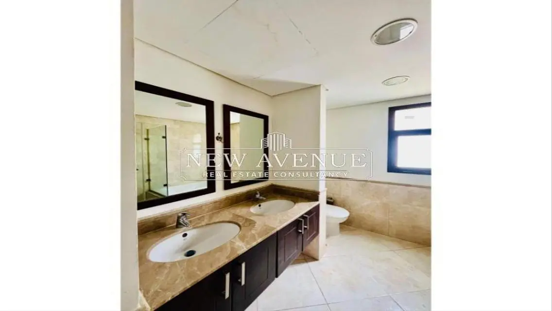 Luxury 600 sqm Apartment in the Heart of the City
