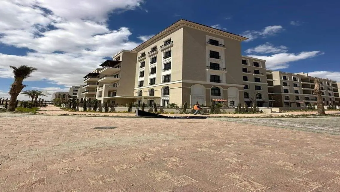 Luxury Villa for Rent in Village West
