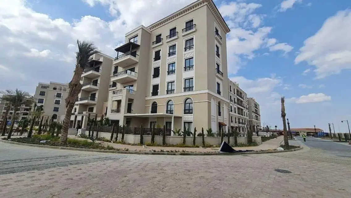 Luxury Villa for Rent in Village West