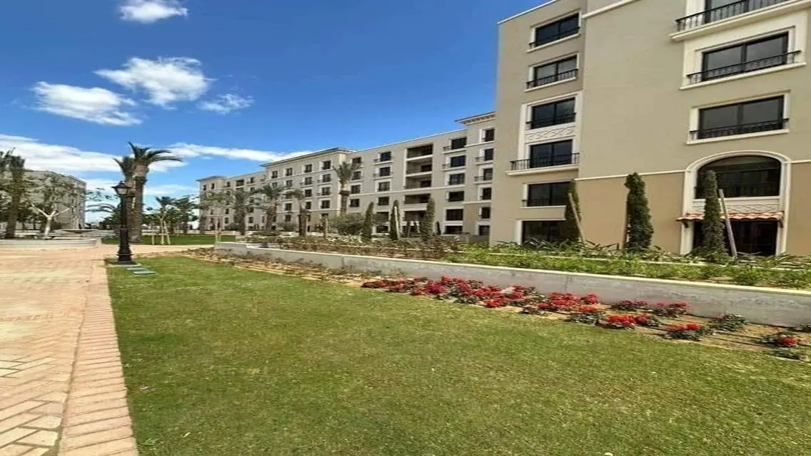 Luxury Villa for Rent in Village West