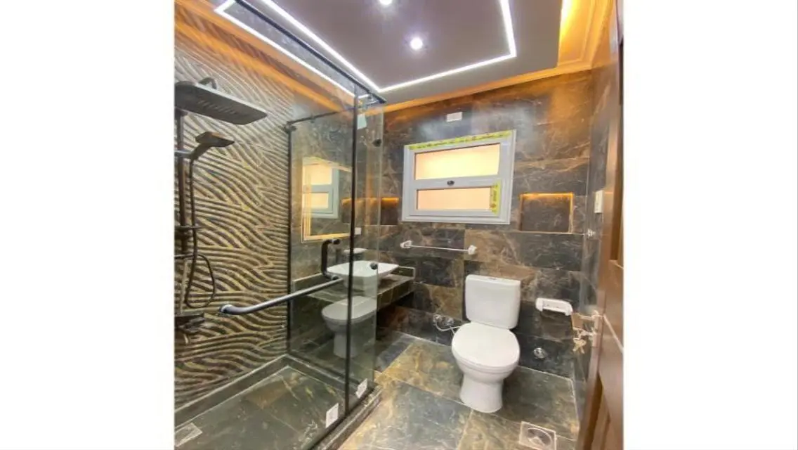 Luxury Apartment in a Modern Building -107-B1-