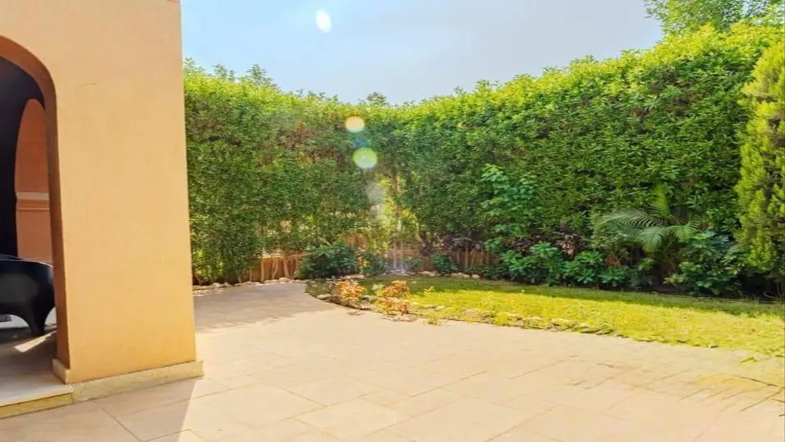 شقة فاخرة بمميزات رائعة للبيع