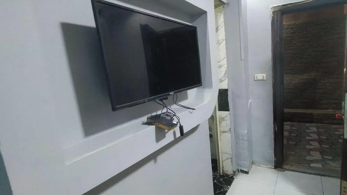 شقة راقية للإيجار في موقع متميز