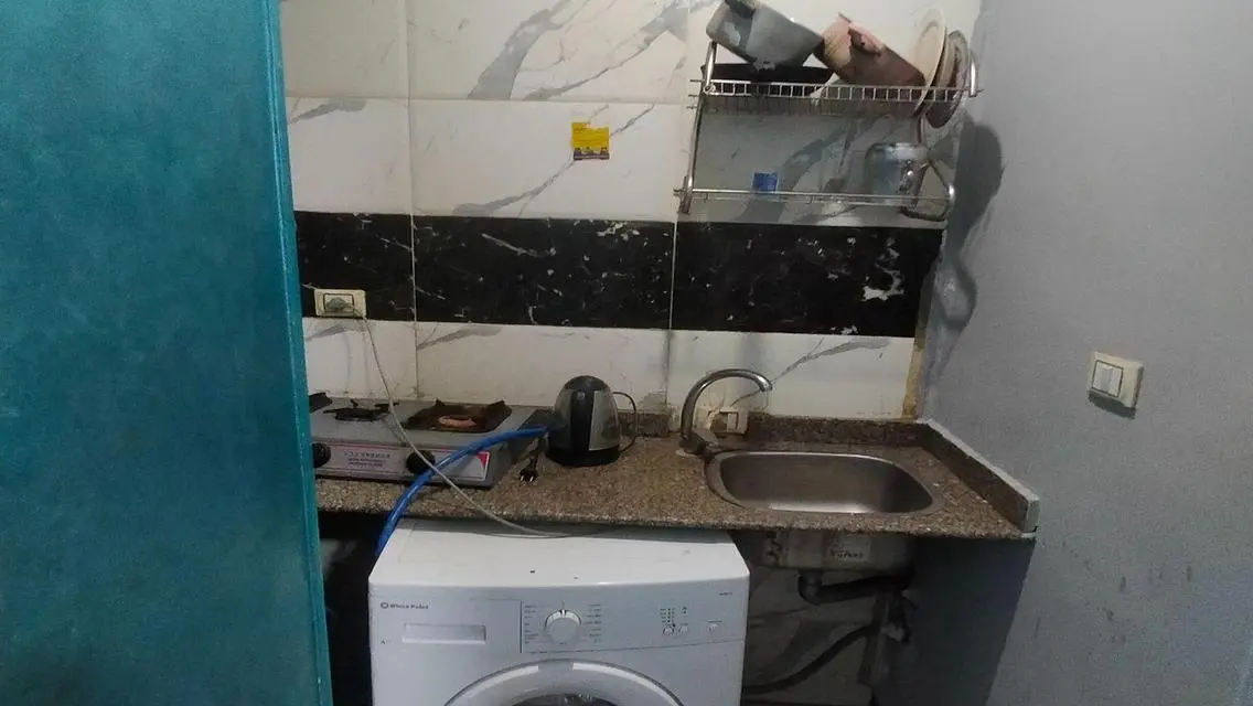 شقة راقية للإيجار في موقع متميز